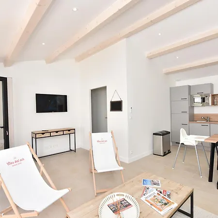 Maison De Plain-pied Avec Parking Et Climatisation Pres De Chatelaillon-plage - Fr-1-706-33 度假居